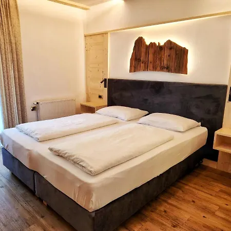 Garni Hotel&apartments Wildbach Hotel 3*